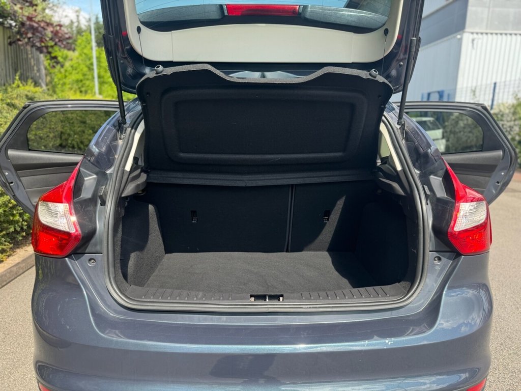 Used Ford Focus 2013 for sale - 76261022: Photo 17