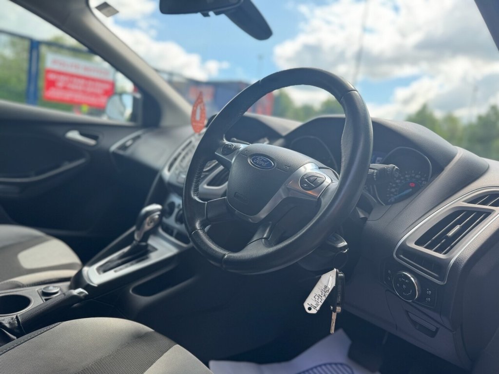 Used Ford Focus 2013 for sale - 76261022: Photo 3