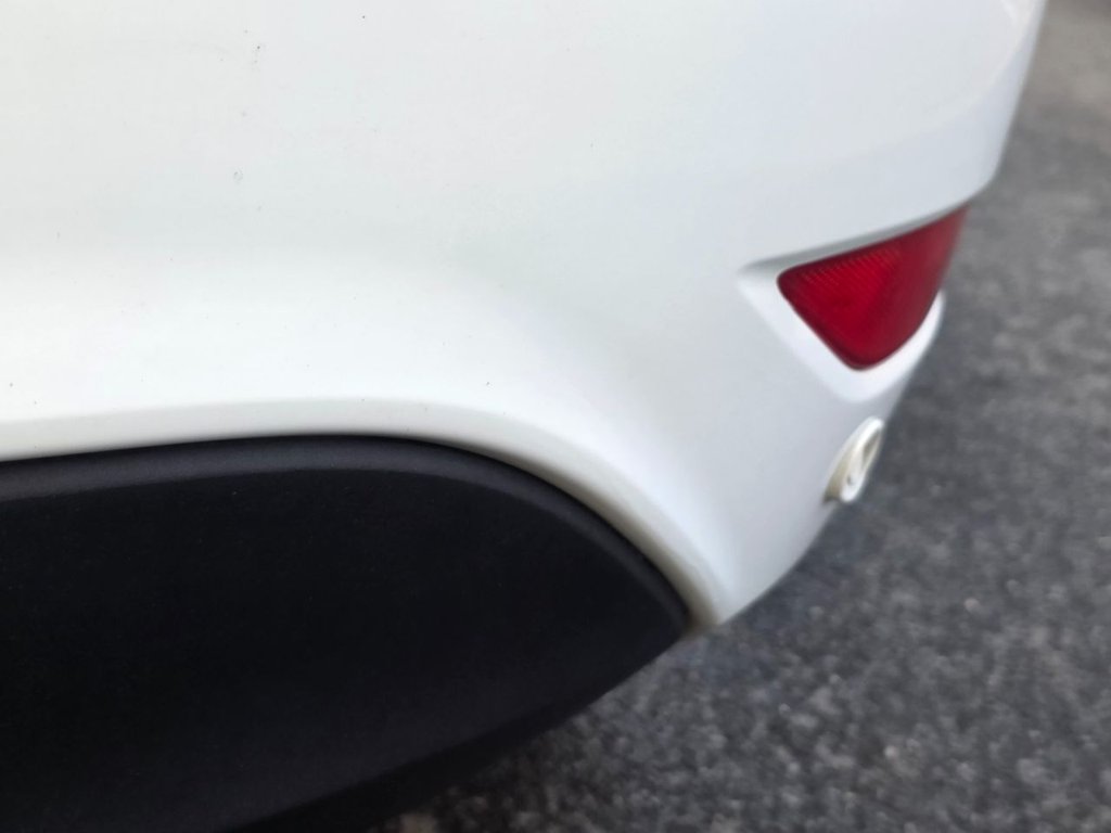 Used Ford Fiesta 2014 for sale - 76570519: Photo 18