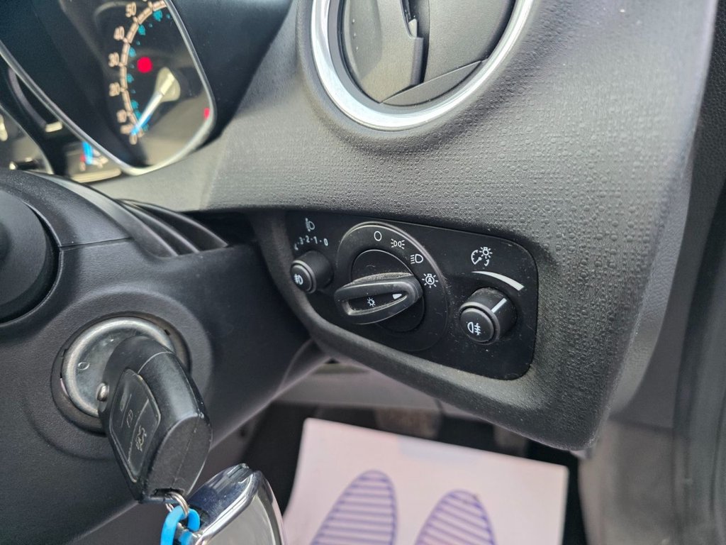 Used Ford Fiesta 2014 for sale - 76570519: Photo 32
