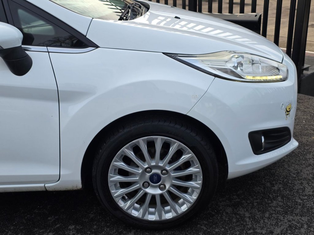 Used Ford Fiesta 2014 for sale - 76570519: Photo 4