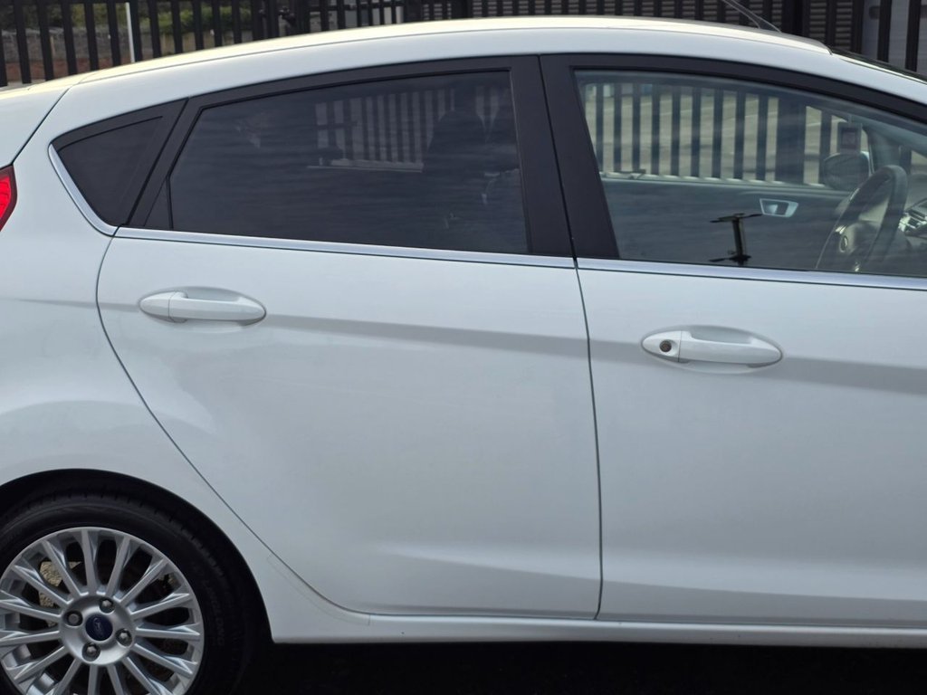 Used Ford Fiesta 2014 for sale - 76570519: Photo 8