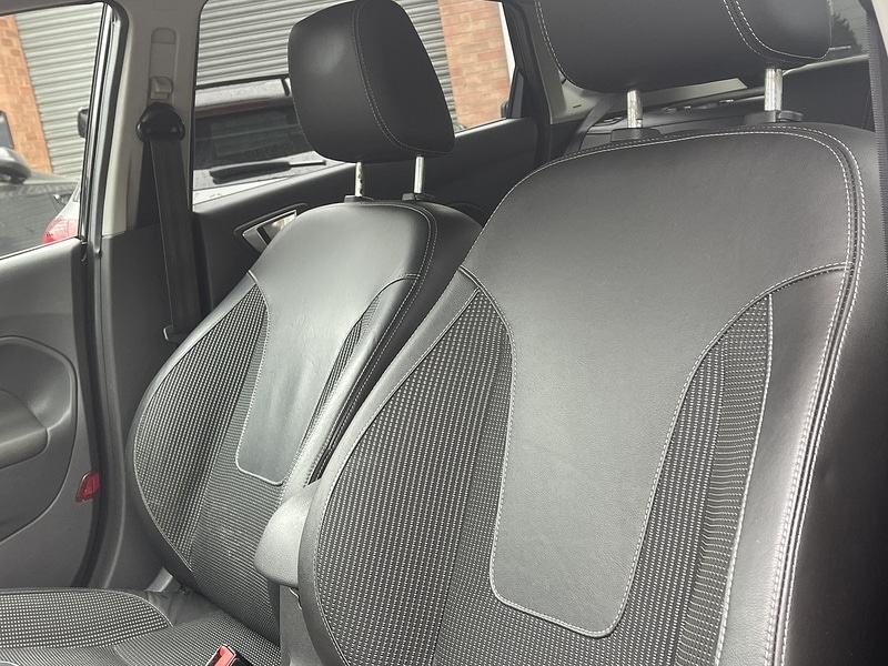 Used Ford Fiesta 2014 for sale - 77781108: Photo 44