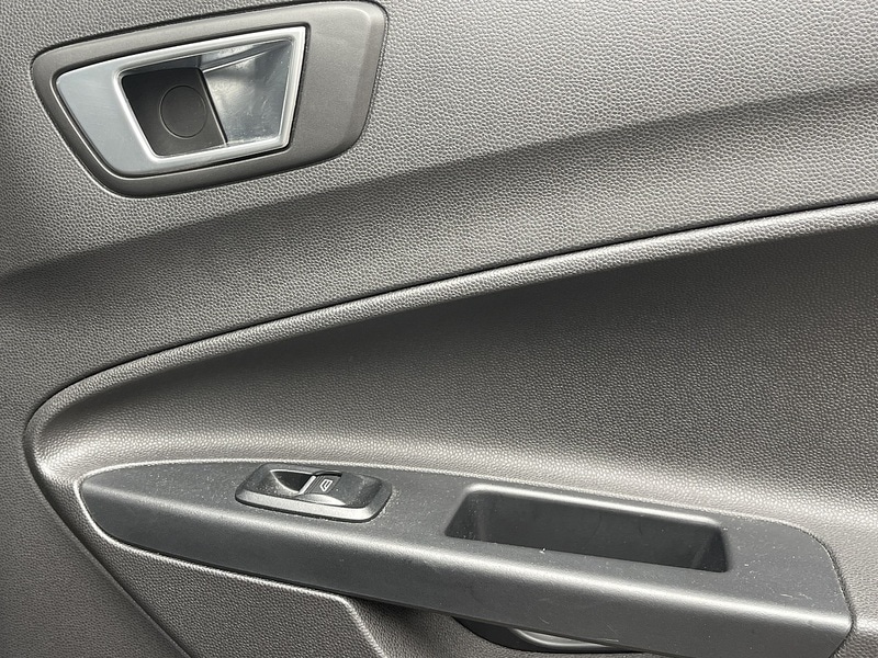 Used Ford Fiesta 2014 for sale - 77781108: Photo 48