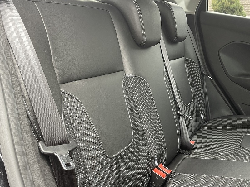 Used Ford Fiesta 2014 for sale - 77781108: Photo 50