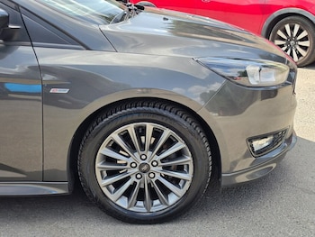 Used Ford Focus 2018 for sale - 79608209: Photo