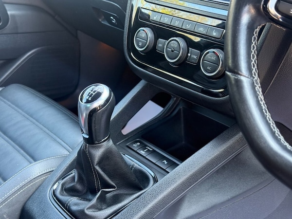 Used Volkswagen Scirocco 2015 for sale - 76256210: Photo 50