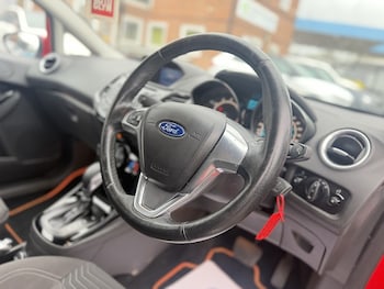Used Ford Fiesta 2015 for sale - 78257435: Photo