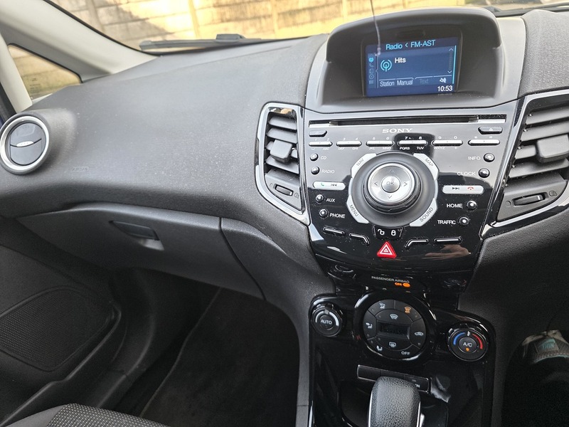 Used Ford Fiesta 2015 for sale - 77391644: Photo 41