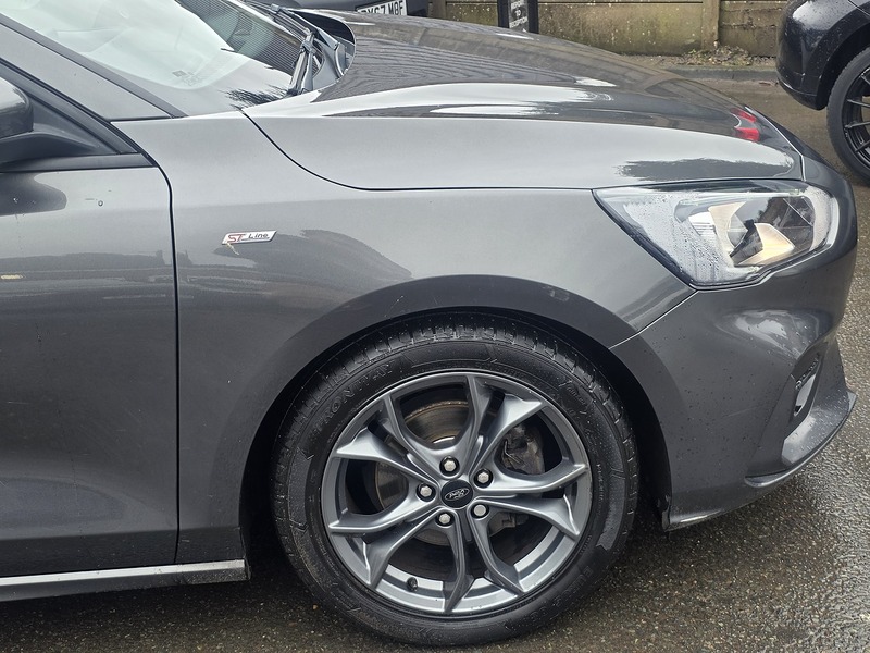 Used Ford Focus 2018 for sale - 77349672: Photo 4