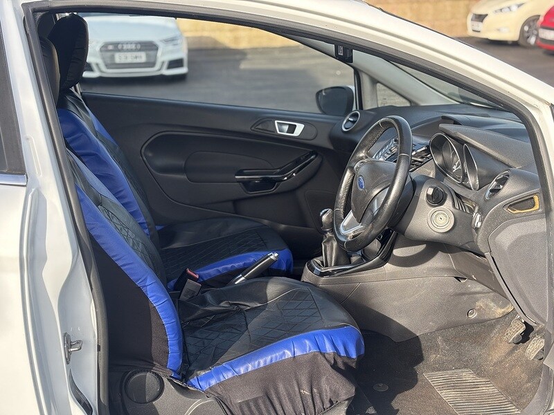 Used Ford Fiesta 2013 for sale - 77655764: Photo 12