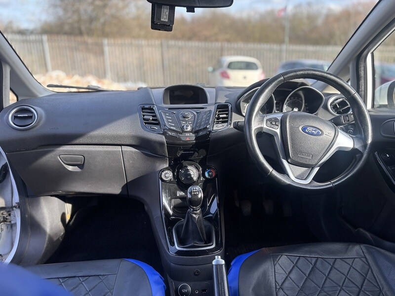 Used Ford Fiesta 2013 for sale - 77655764: Photo 16
