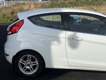 Used Ford Fiesta 2013 for sale - 77655764: Photo