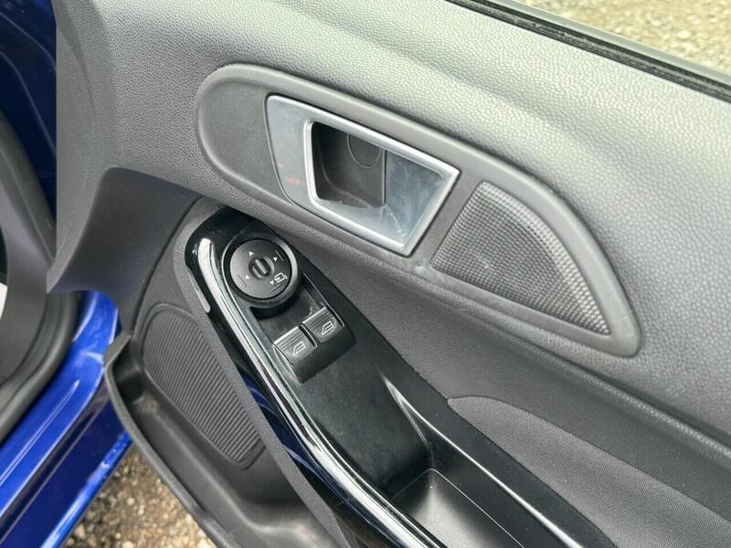 Used Ford Fiesta 2014 for sale - 77149308: Photo 41