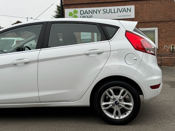Used Ford Fiesta 2015 for sale - 76313107: Photo 18