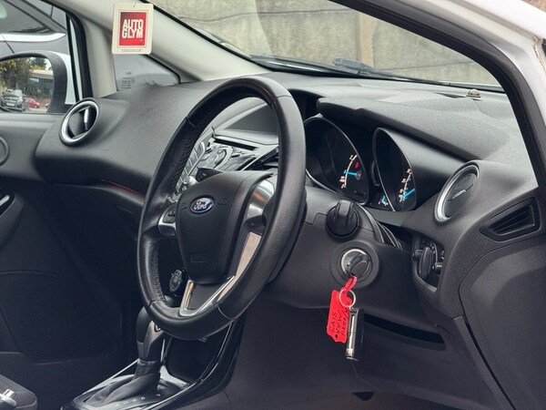 Used Ford Fiesta 2015 for sale - 76313107: Photo 19