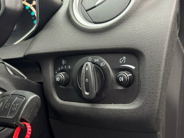 Used Ford Fiesta 2015 for sale - 76313107: Photo 27