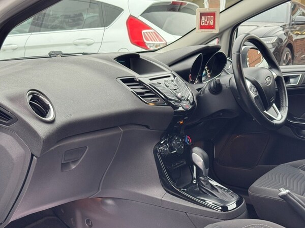 Used Ford Fiesta 2015 for sale - 76313107: Photo 30