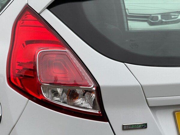 Used Ford Fiesta 2015 for sale - 76313107: Photo 40