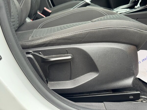 Used Ford Fiesta 2015 for sale - 76313107: Photo 42