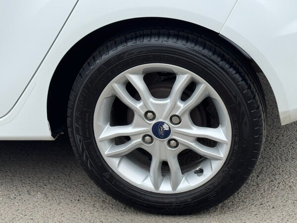 Used Ford Fiesta 2015 for sale - 76313107: Photo 49
