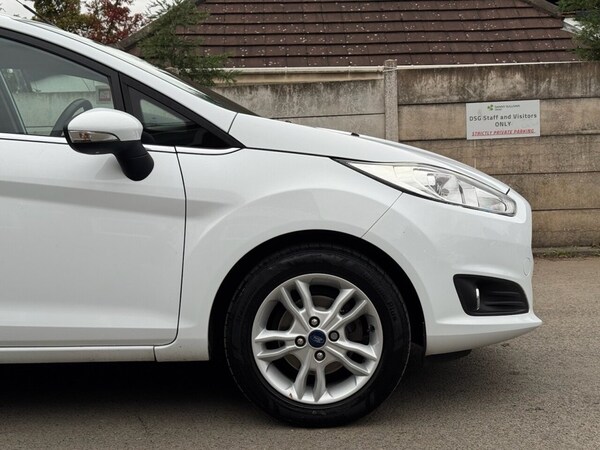 Used Ford Fiesta 2015 for sale - 76313107: Photo 8