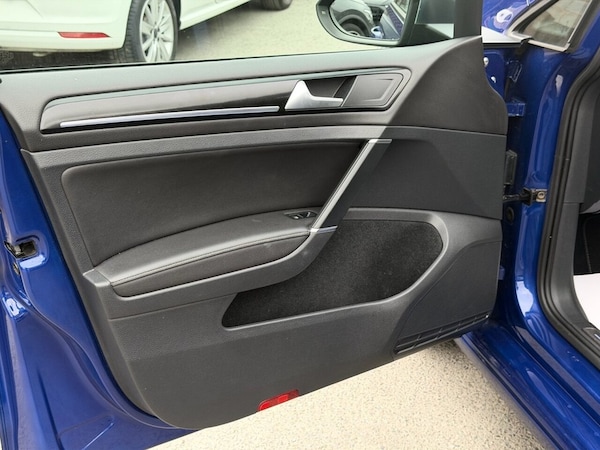Used Volkswagen Golf 2016 for sale - 76279382: Photo 38
