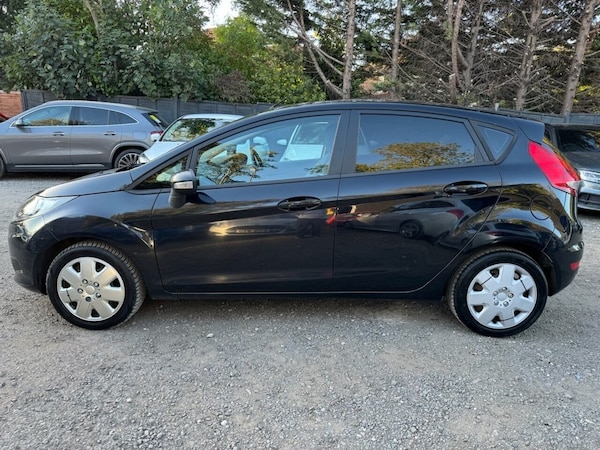 Used Ford Fiesta 2010 for sale - 76256080: Photo 10