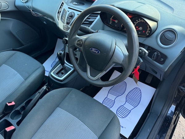 Used Ford Fiesta 2010 for sale - 76256080: Photo 26