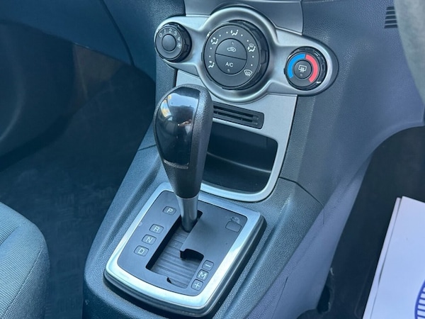 Used Ford Fiesta 2010 for sale - 76256080: Photo 29