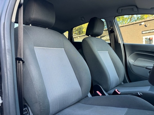 Used Ford Fiesta 2010 for sale - 76256080: Photo 40