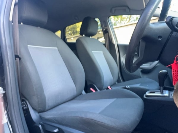 Used Ford Fiesta 2010 for sale - 76256080: Photo 41