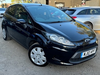 Used Ford Fiesta 2010 for sale - 76256080: Photo 4