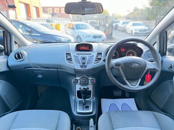 Used Ford Fiesta 2010 for sale - 76256080: Photo 9