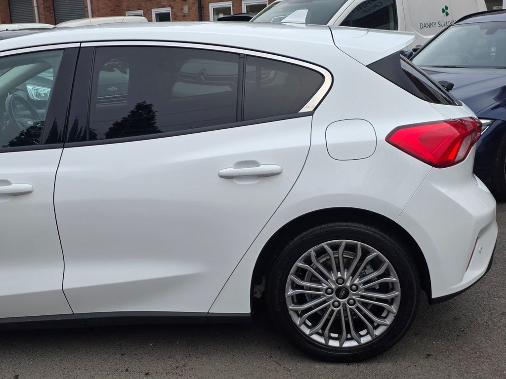Used Ford Focus 2018 for sale - 76261025: Photo 11