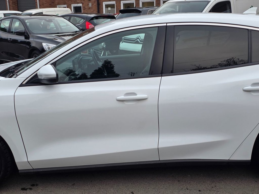 Used Ford Focus 2018 for sale - 76261025: Photo 12
