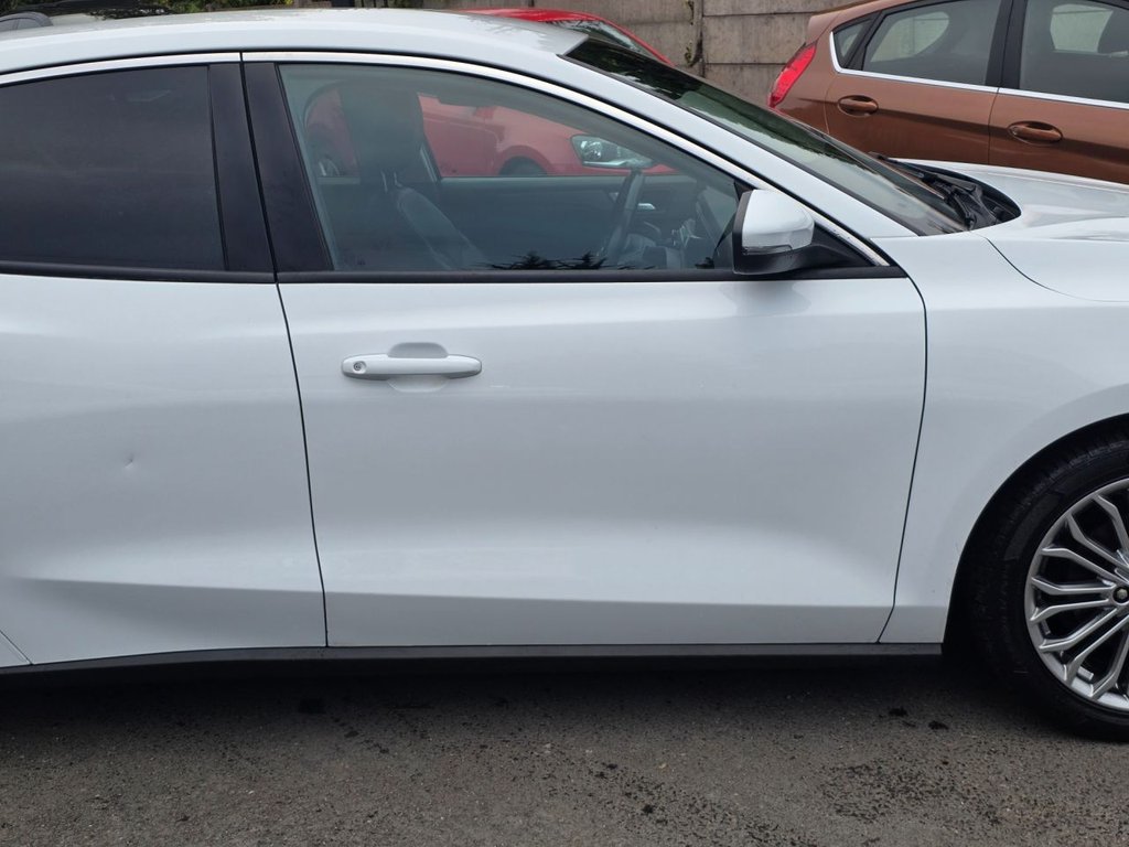 Used Ford Focus 2018 for sale - 76261025: Photo 4