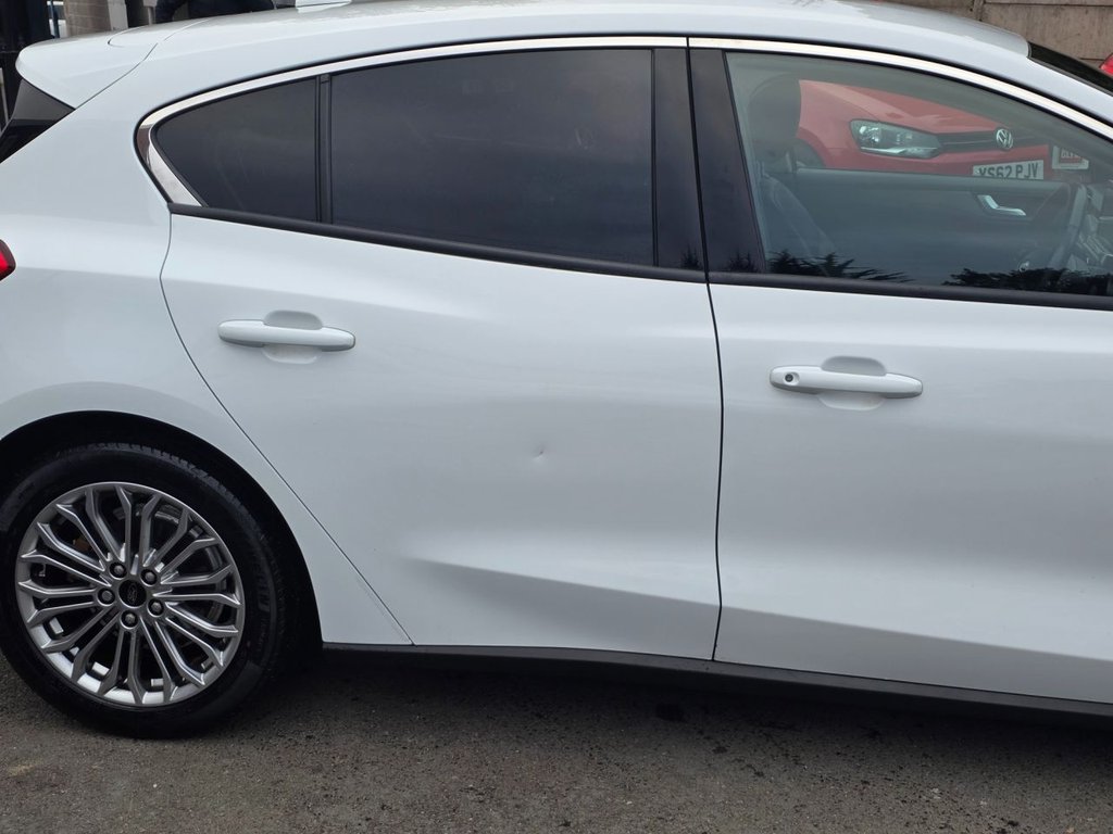 Used Ford Focus 2018 for sale - 76261025: Photo 5