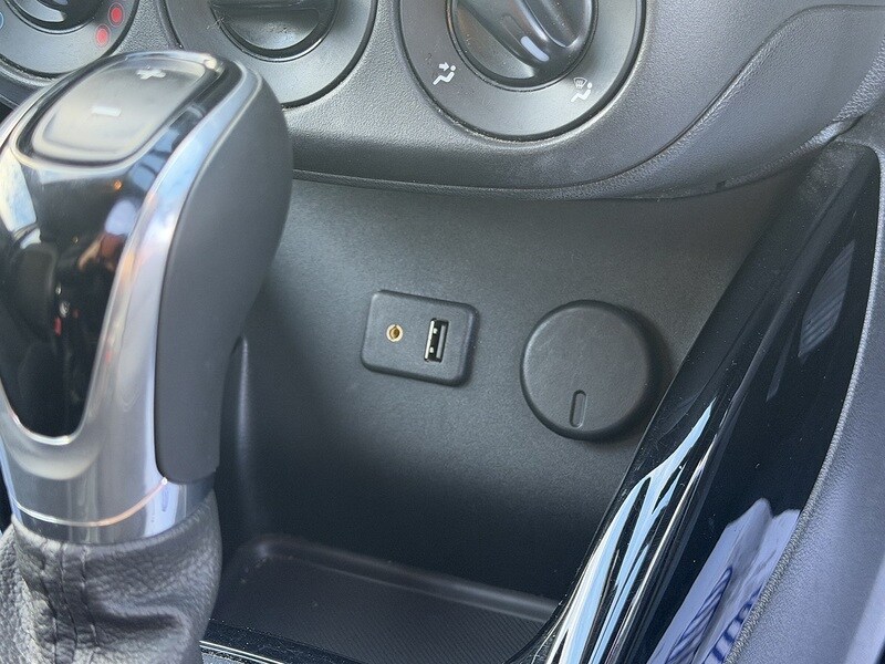 Used Vauxhall Corsa 2015 for sale - 77572387: Photo 36