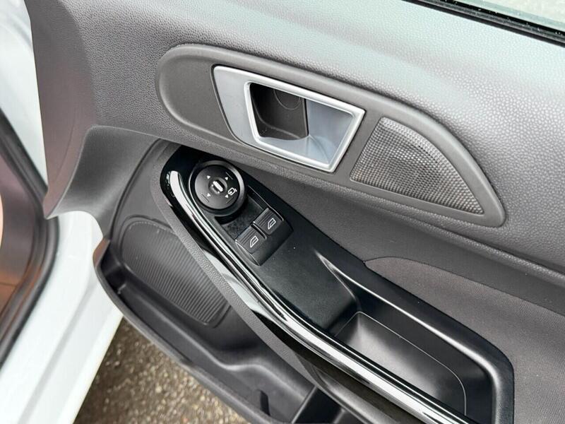 Used Ford Fiesta 2014 for sale - 77149424: Photo 43