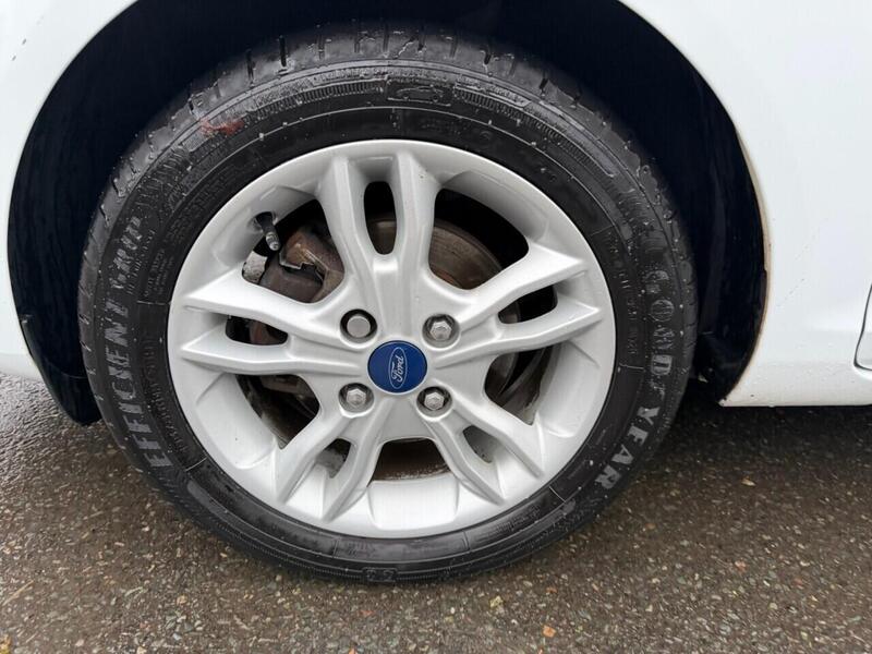 Used Ford Fiesta 2014 for sale - 77149424: Photo 46