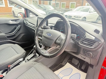 Used Ford Fiesta 2017 for sale - 78964061: Photo