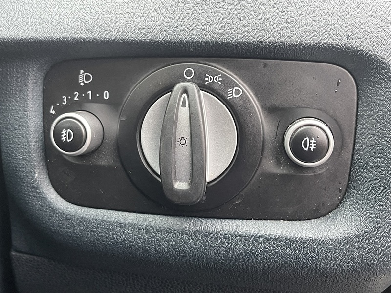 Used Ford Fiesta 2012 for sale - 77328760: Photo 25