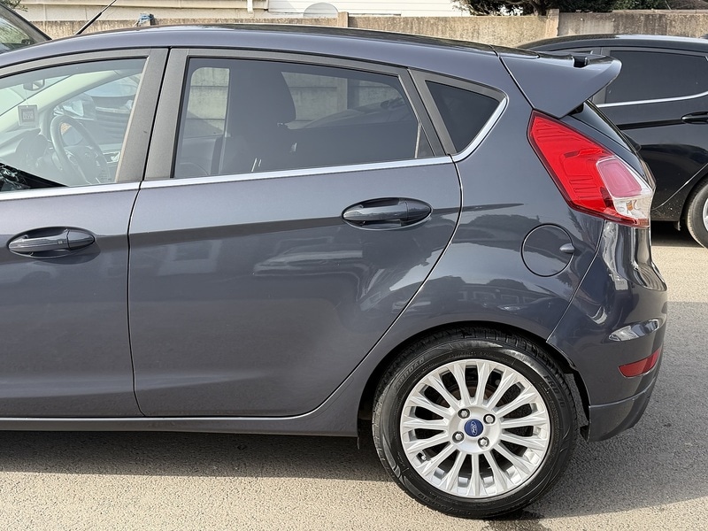 Used Ford Fiesta 2015 for sale - 77765886: Photo 31