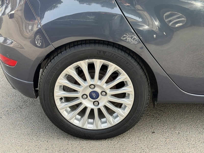 Used Ford Fiesta 2015 for sale - 77765886: Photo 72