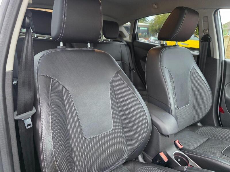 Used Ford Fiesta 2016 for sale - 77149345: Photo 35