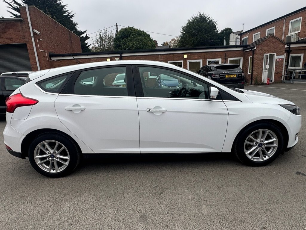 Used Ford Focus 2016 for sale - 76256543: Photo 10