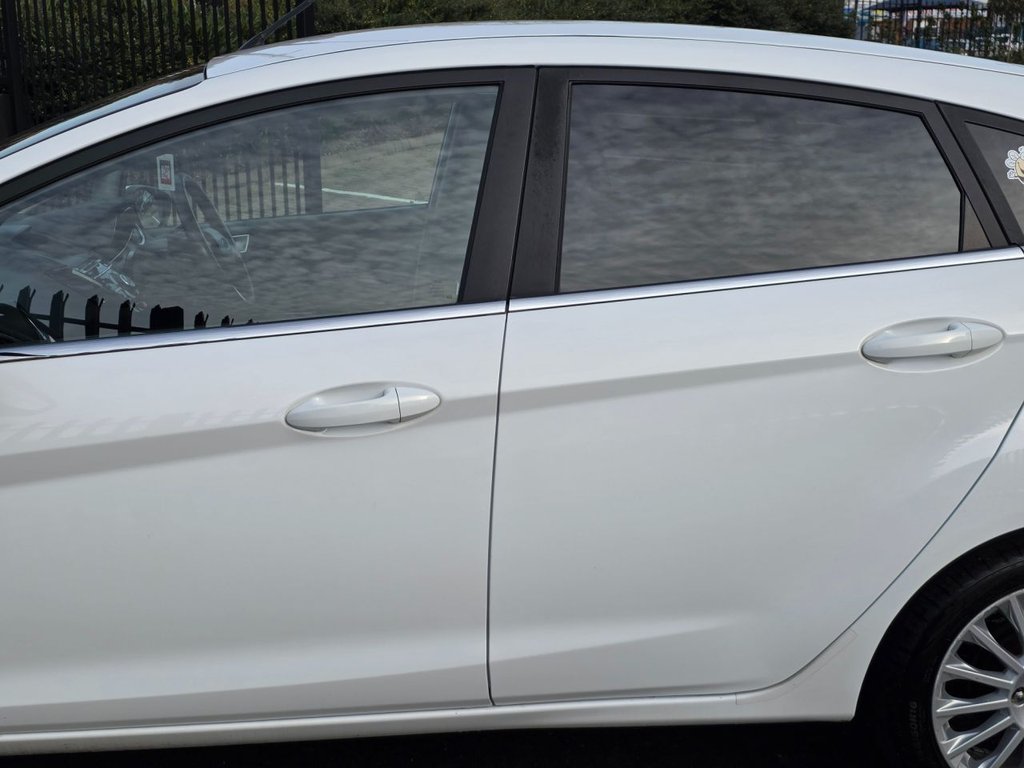 Used Ford Fiesta 2014 for sale - 76999237: Photo 22