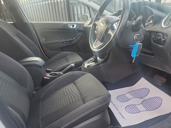 Used Ford Fiesta 2014 for sale - 76999237: Photo