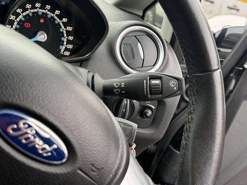 Used Ford Fiesta 2015 for sale - 77584166: Photo 35